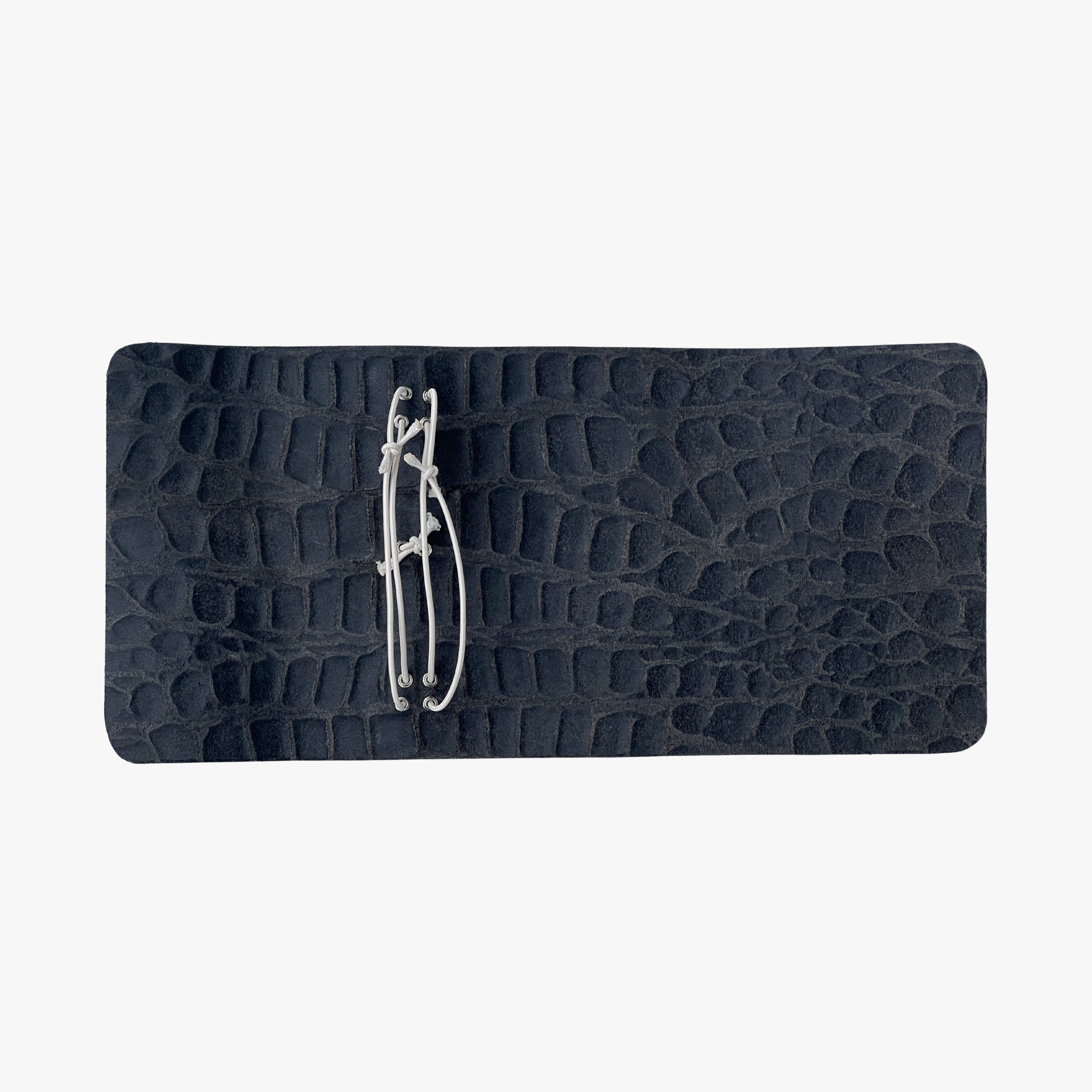 Carbó · Refillable Leather Case