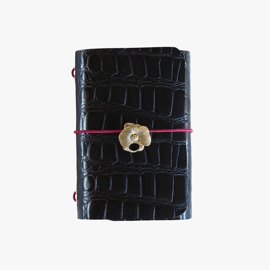 Carbó · Refillable Leather Case