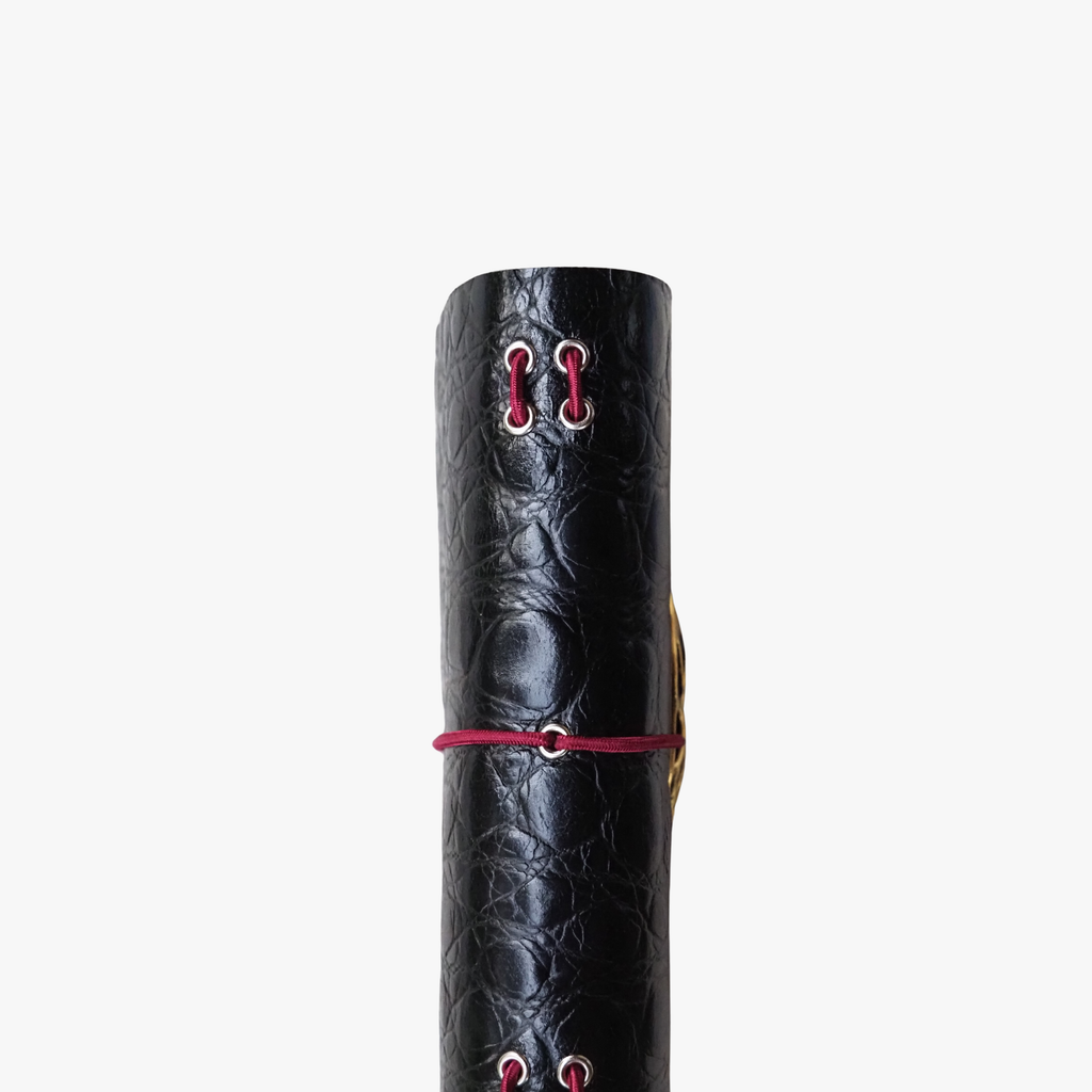 Carbó · Refillable Leather Case