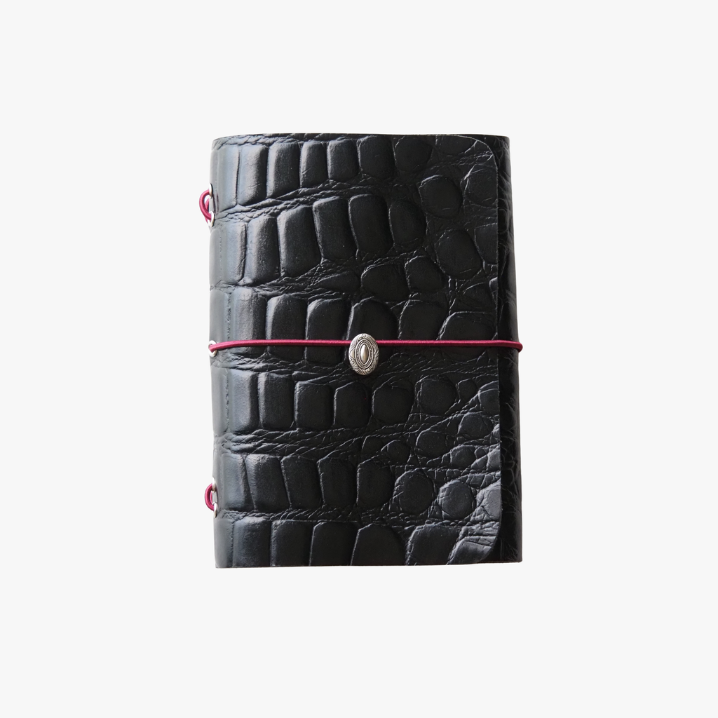Carbó · Refillable Leather Case