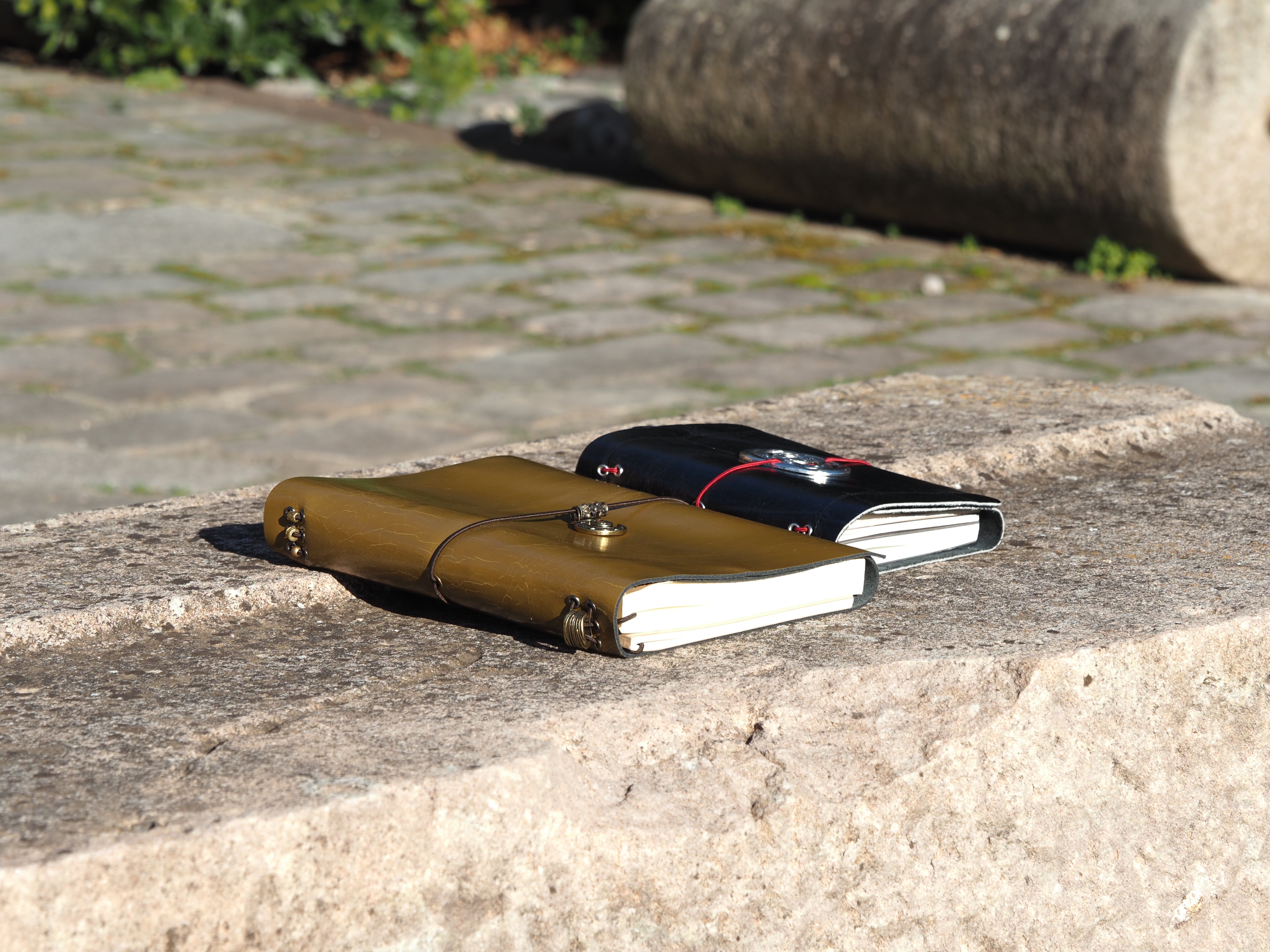 Oliveta · Funda de piel tamaño A6 o A5