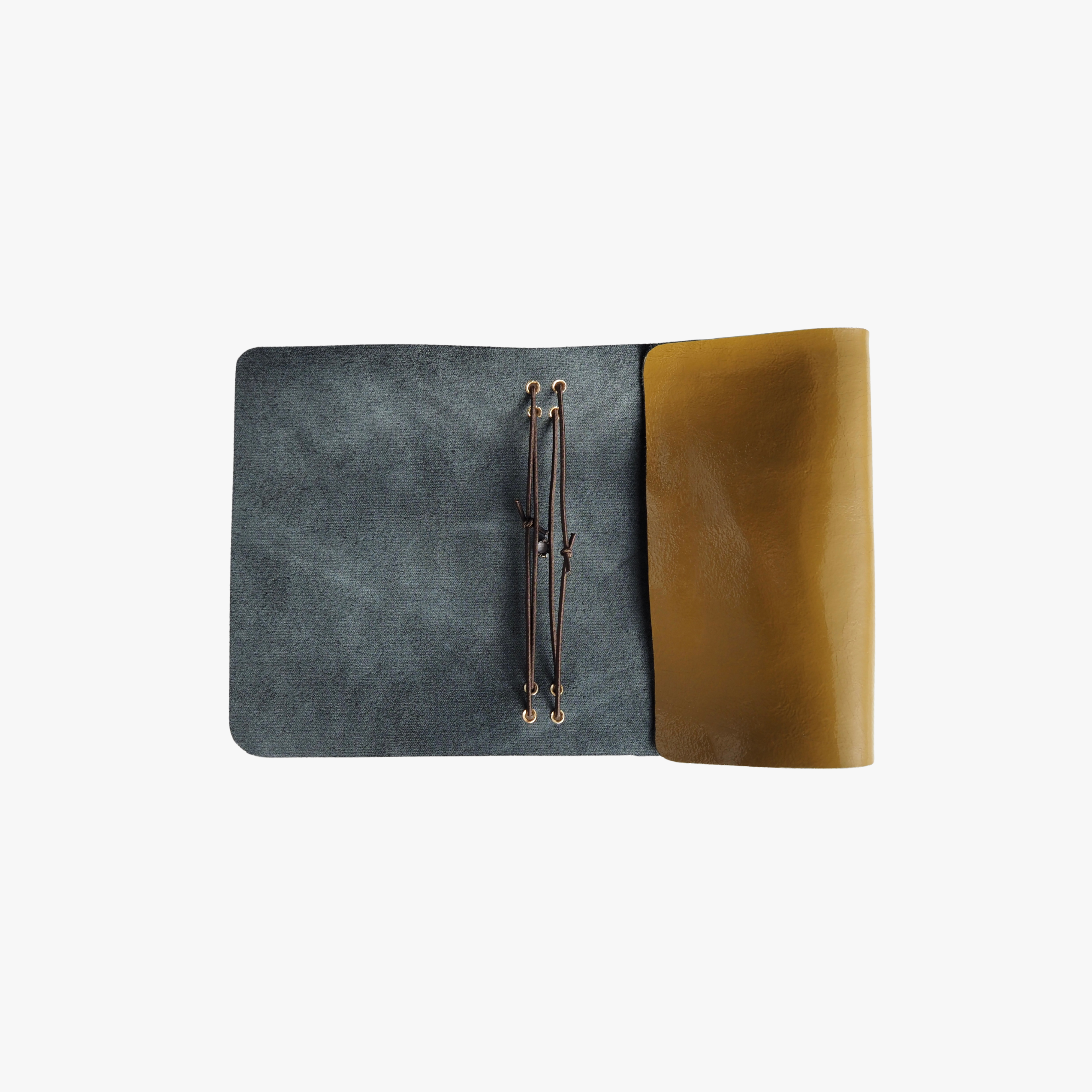 Oliveta · Funda de piel tamaño A6 o A5