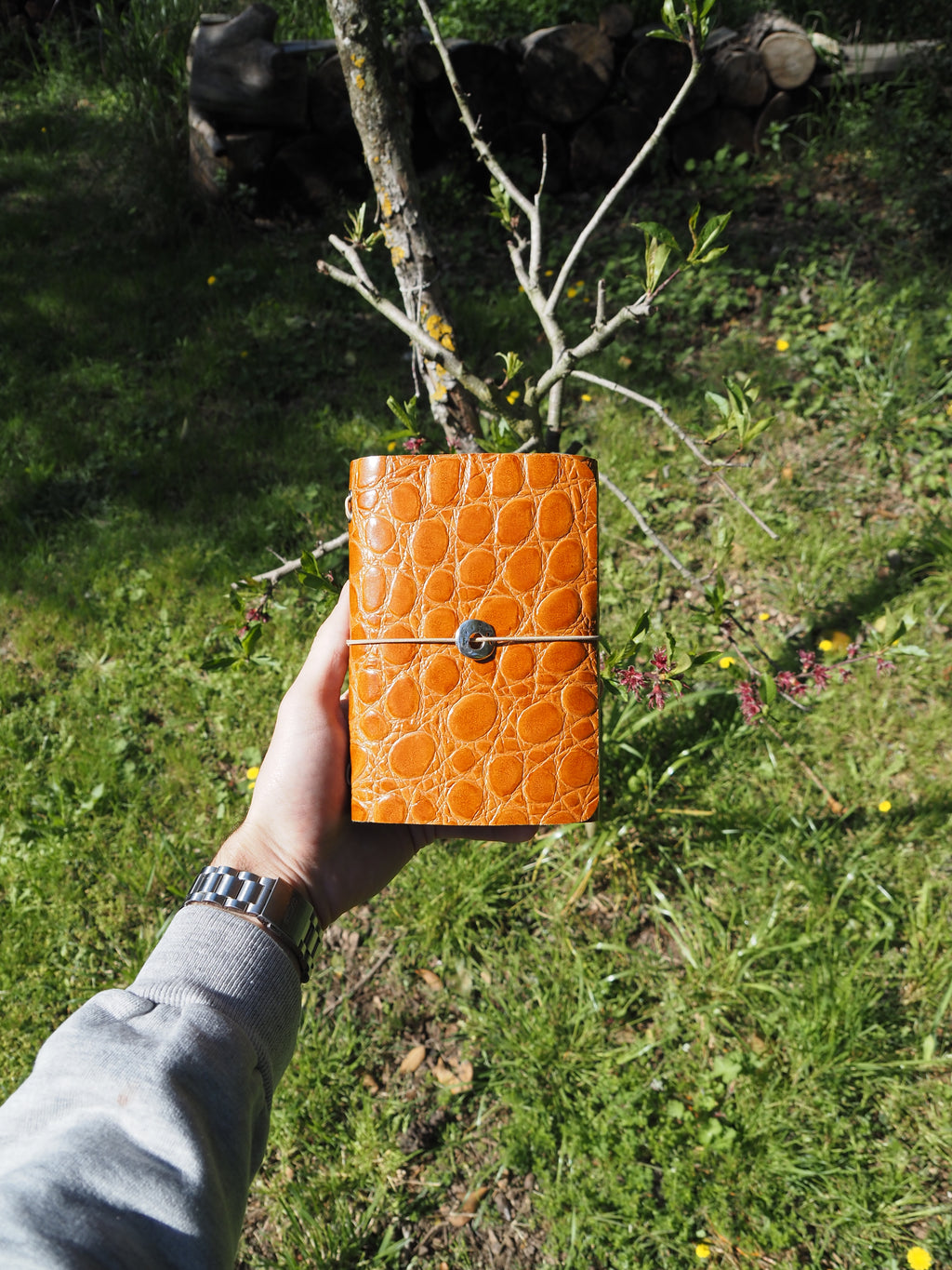 Ivory Llangardaix · Refillable Leather Case