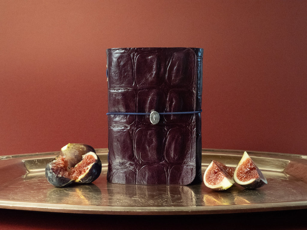 Figa · Refillable leather case