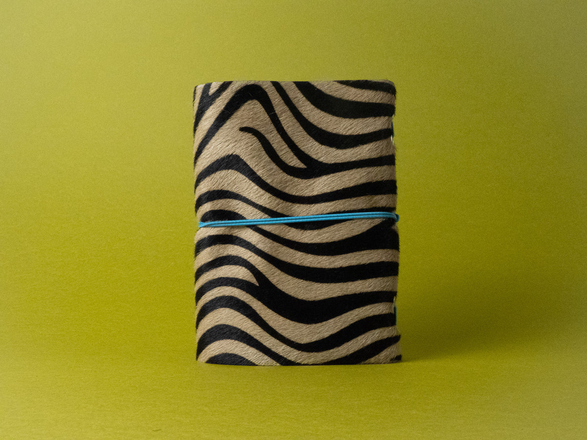 Ombra · Refillable Leather Case