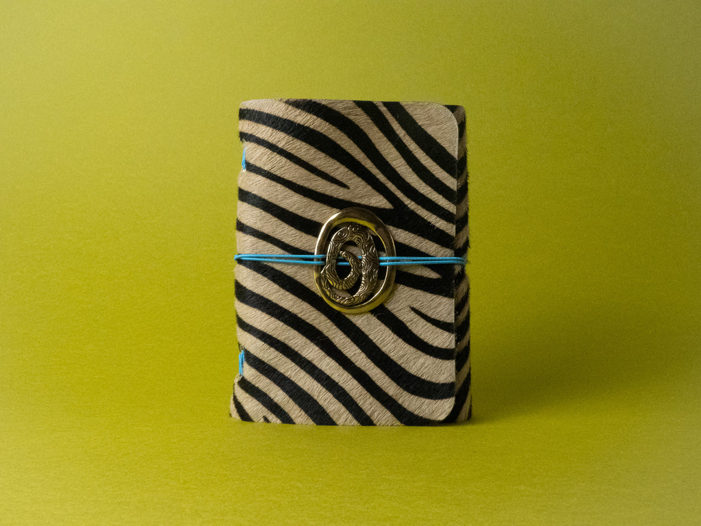 Ombra · Refillable Leather Case