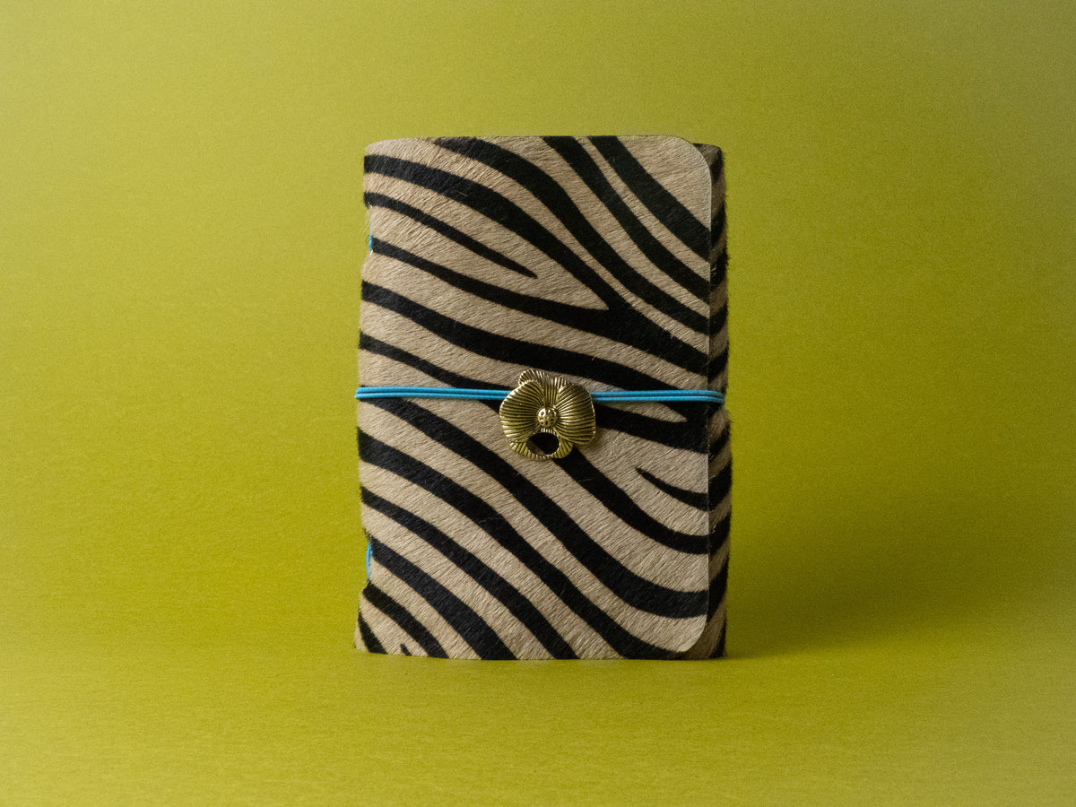Ombra · Refillable Leather Case