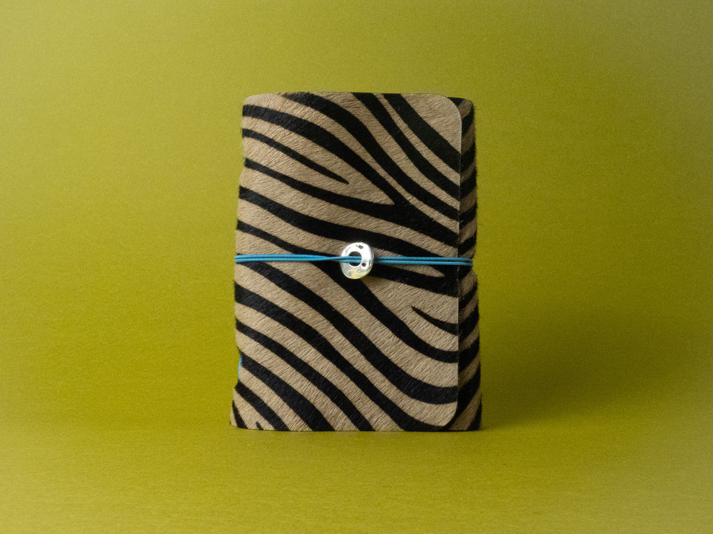 Ombra · Refillable Leather Case