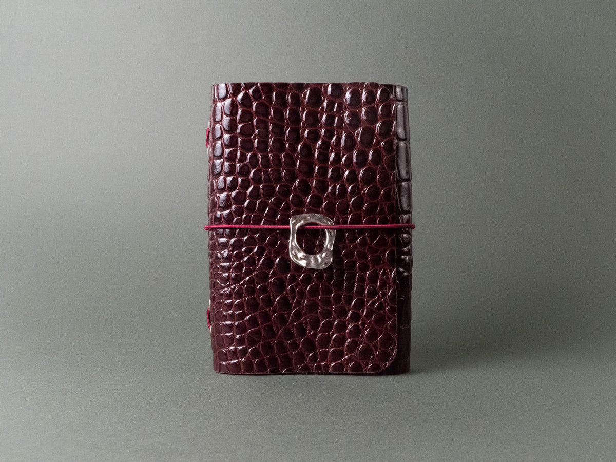 Robí · Refillable Leather Case