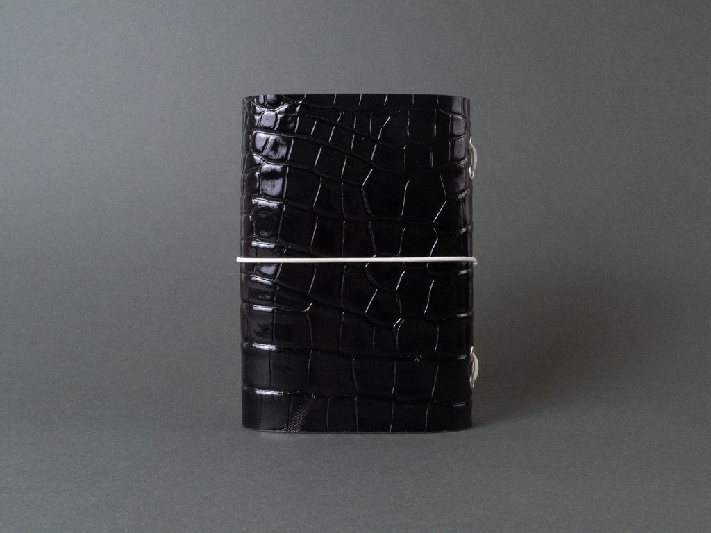 Móra Marfil · Refillable leather cover